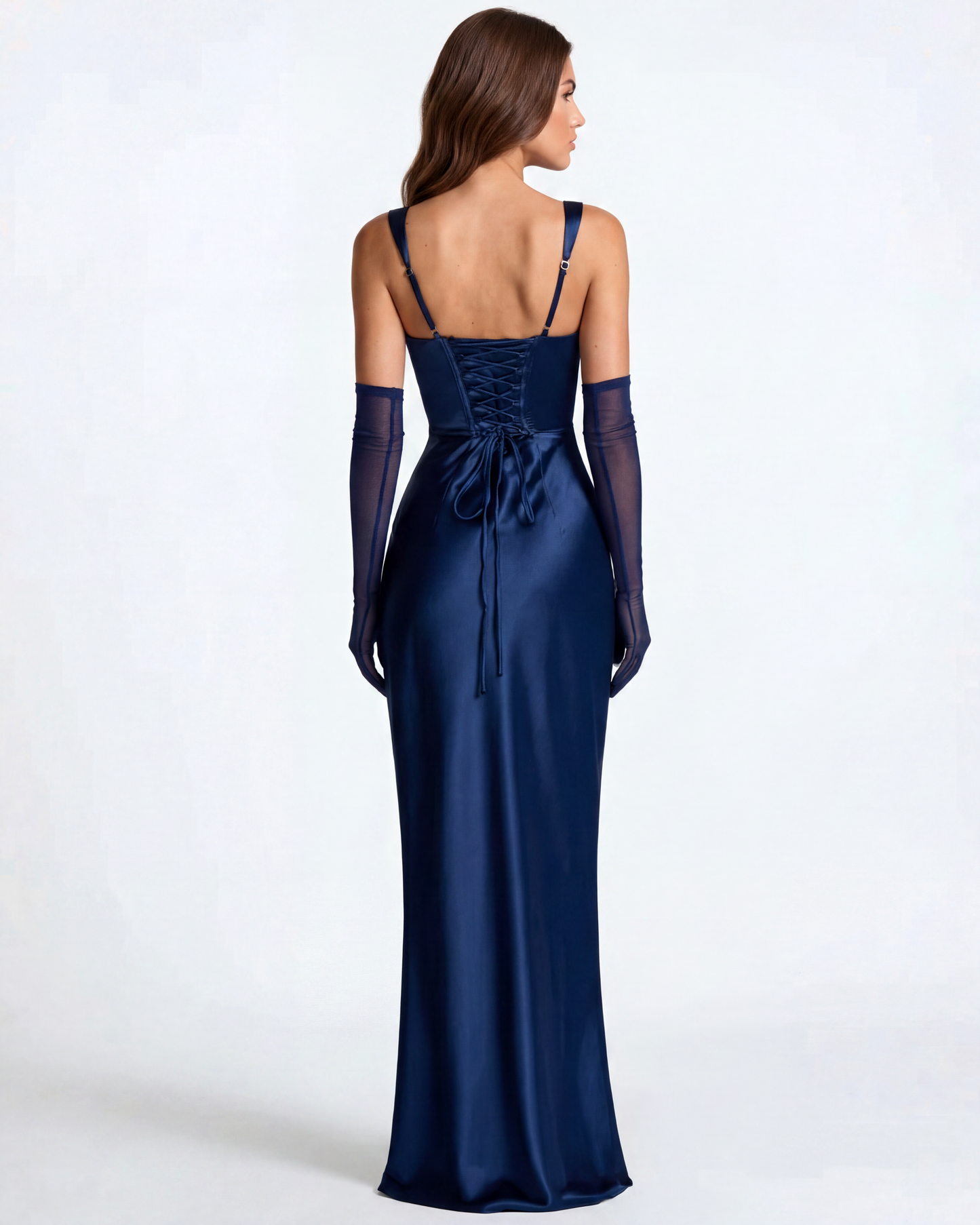 Adrienne en color azul marino - Cloe Montiel