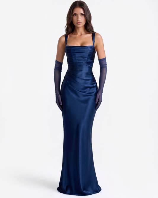 Adrienne en color azul marino - Cloe Montiel