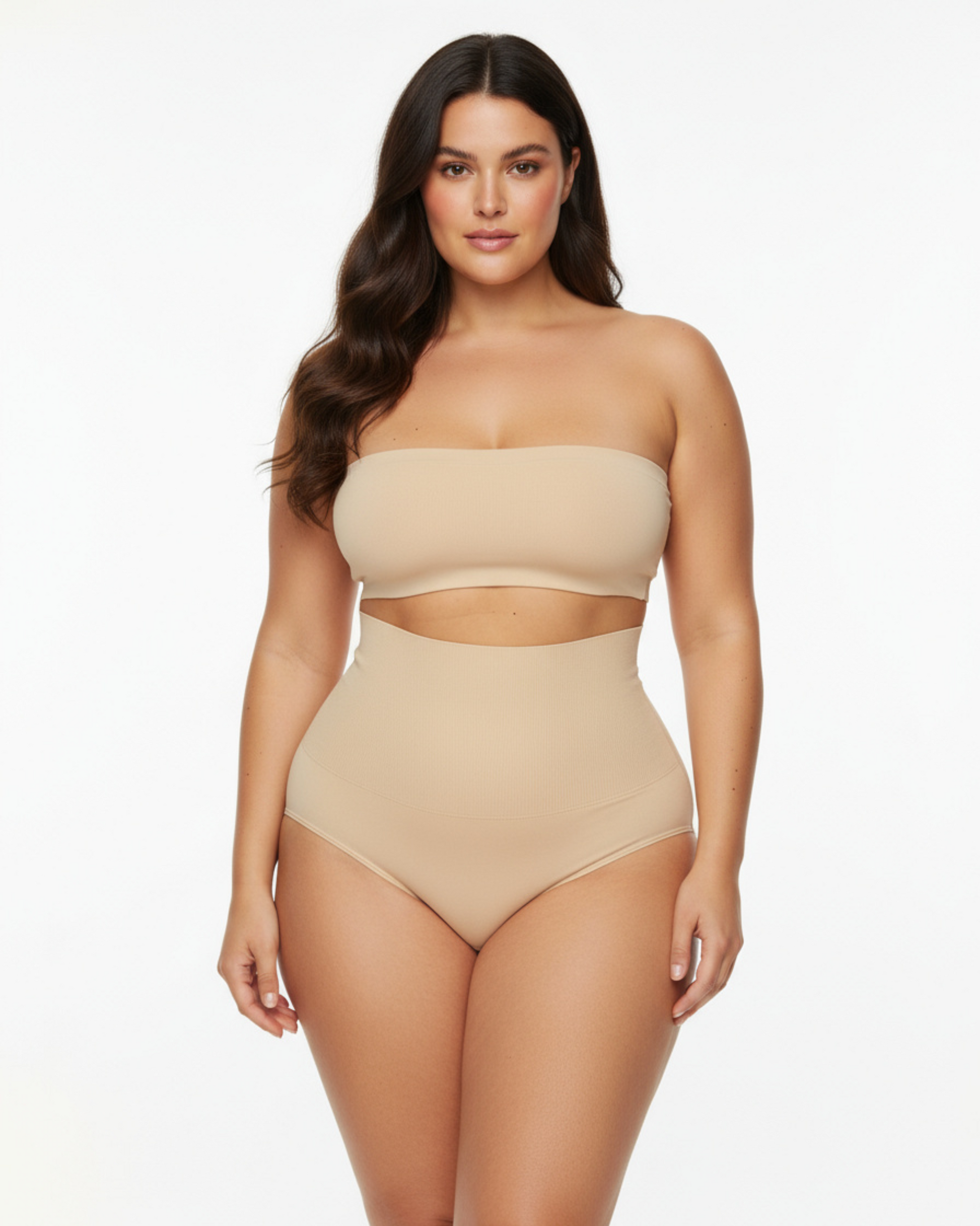 High-Waisted Thong en color beige - Cloe Montiel