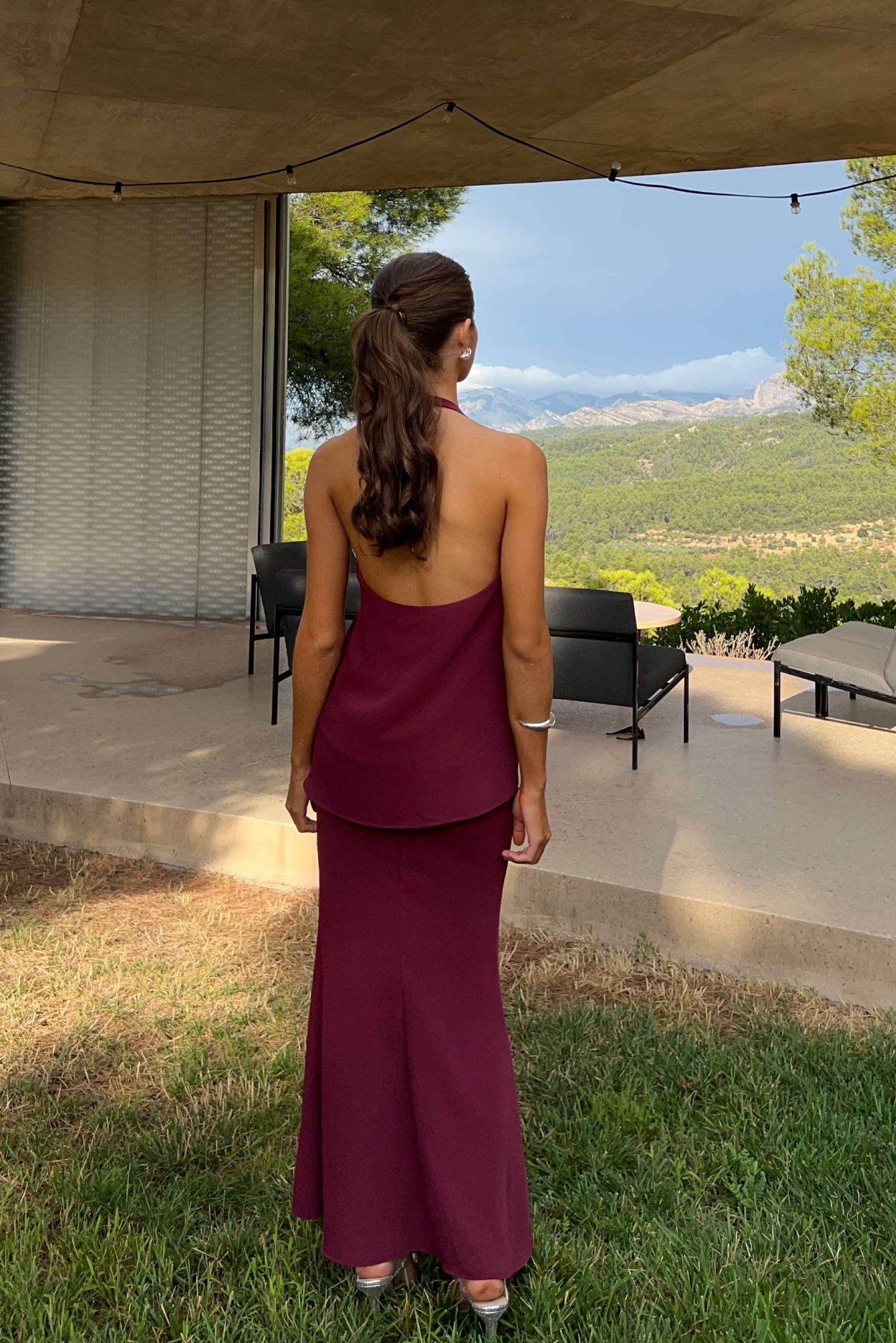 Falda midi burdeos