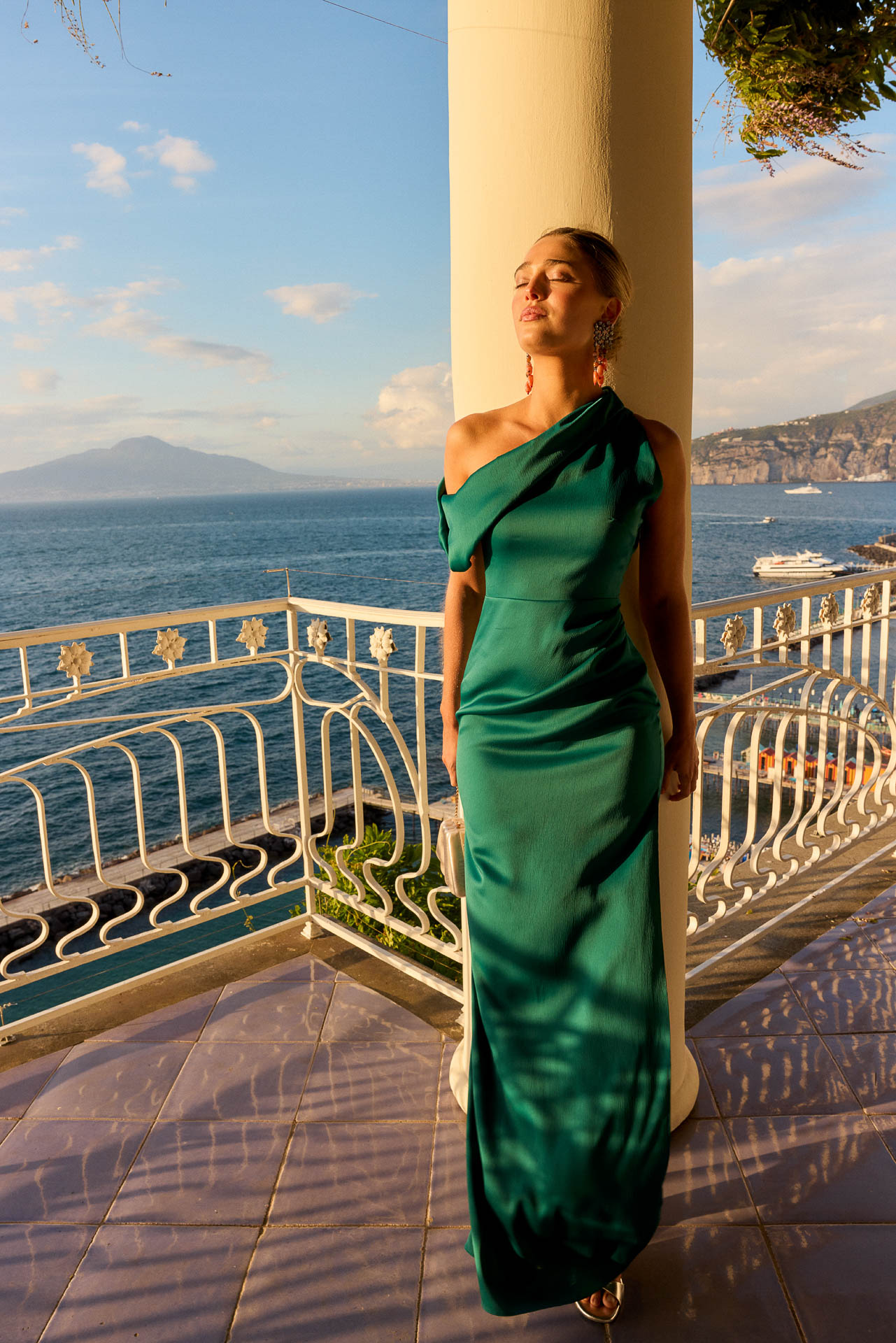 Vestido largo jade asimétrico