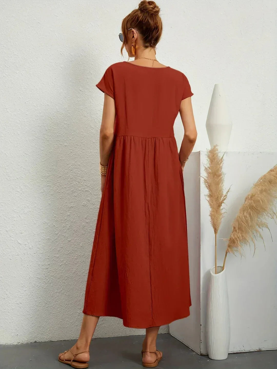 HEIKE | VESTIDO MIDI FLUIDO DE ELEGANCIA ATEMPORAL