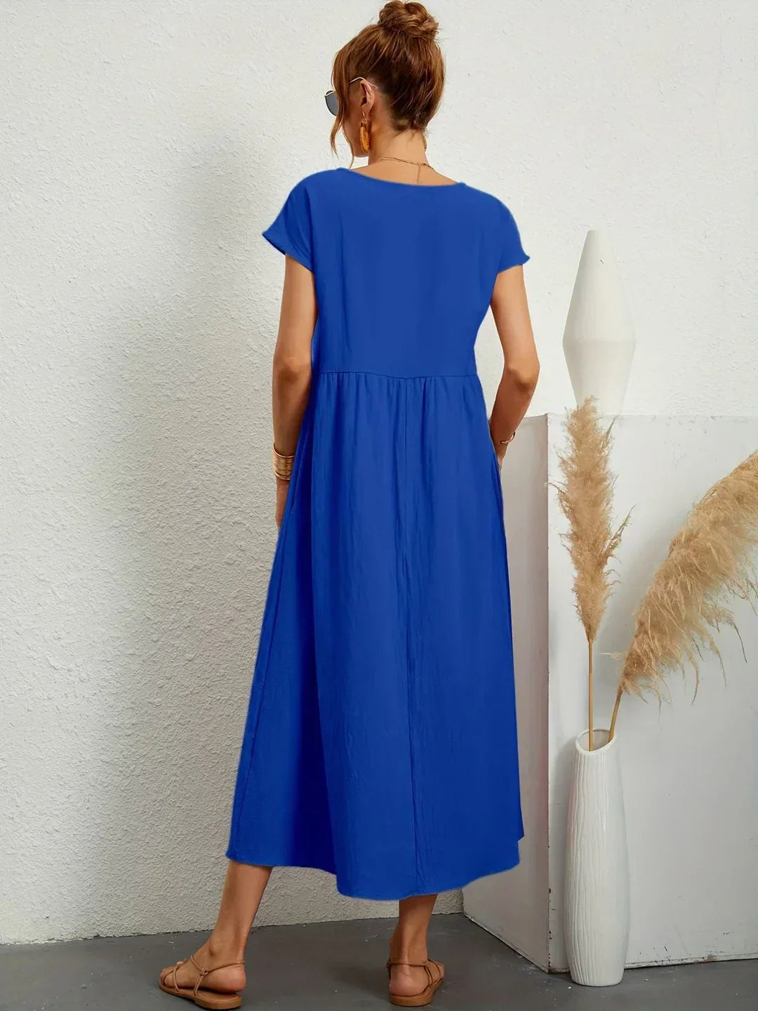 HEIKE | VESTIDO MIDI FLUIDO DE ELEGANCIA ATEMPORAL