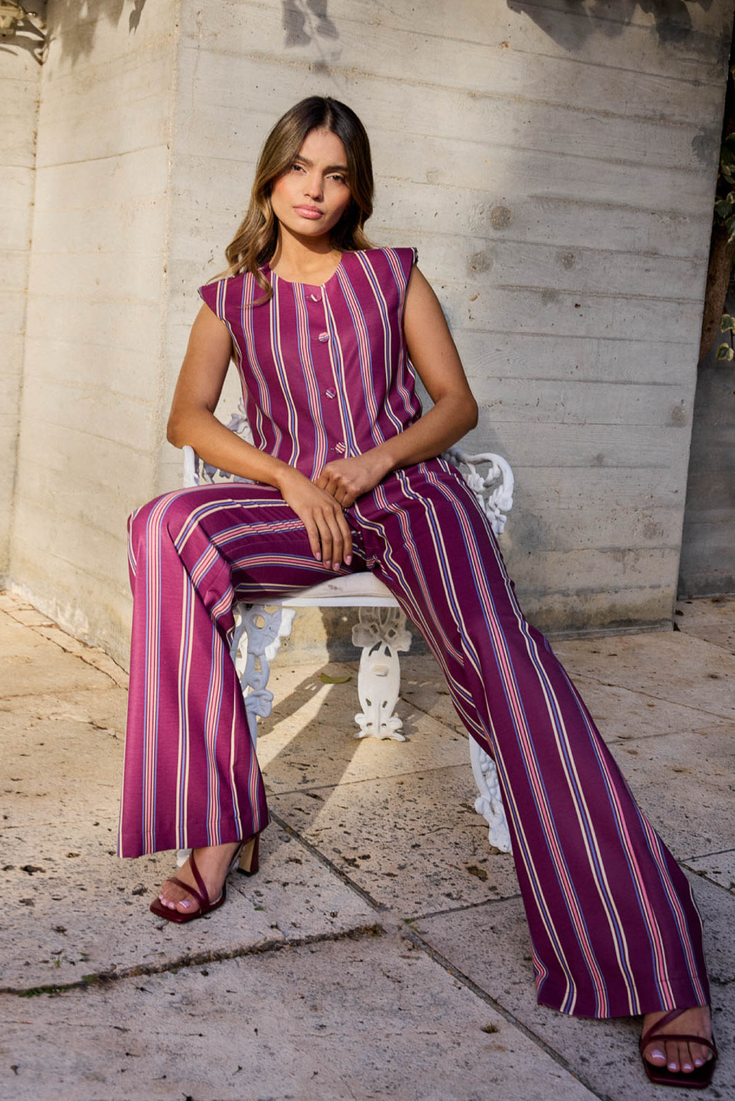 Pantalón fluido burdeos 4